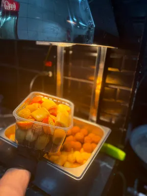 Estação de Mini Salgados Assados e Fritos