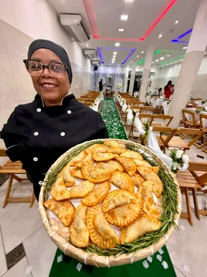 Serviço Volante de Pastéis de Vento Crocantes