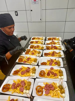 Preparação de Petiscos Fritos na Hora